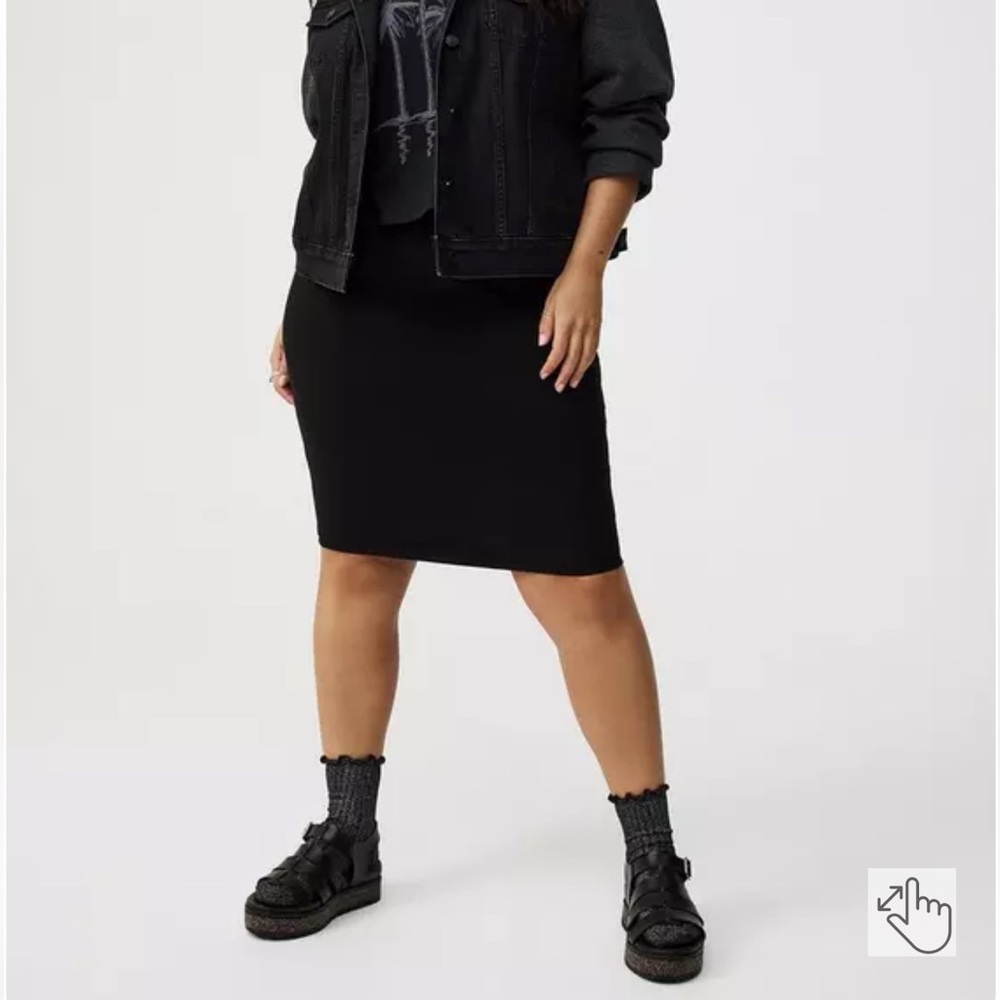 Torrid Classic Black Pencil Skirt